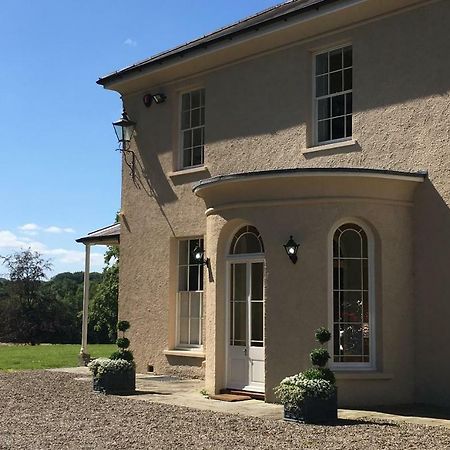 Llwynhelig Manor Bed & Breakfast Llandeilo Exterior photo
